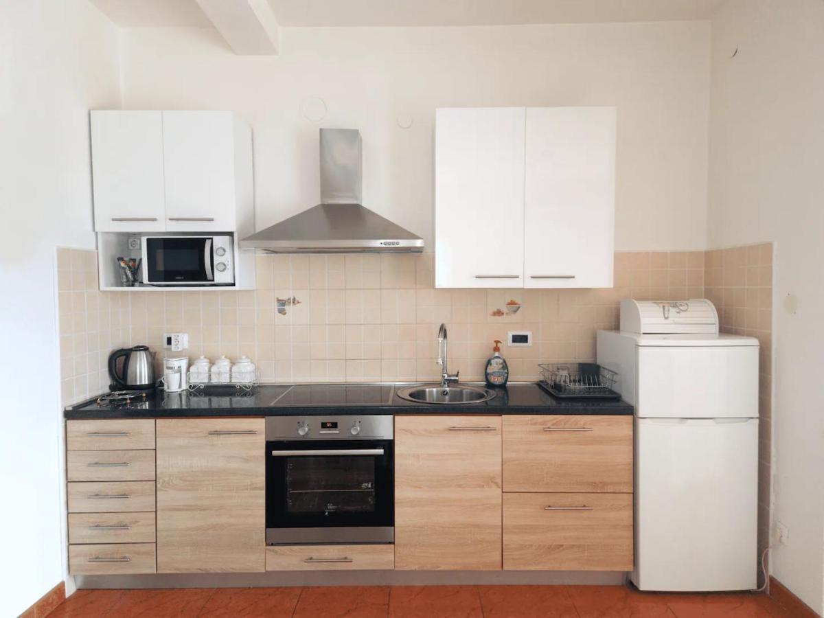 Apartments In Rijeka, Free Parking And Large Terrace, 15Min Drive From The Beach Dış mekan fotoğraf