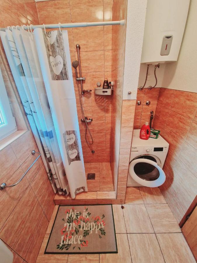 Apartments In Rijeka, Free Parking And Large Terrace, 15Min Drive From The Beach Dış mekan fotoğraf