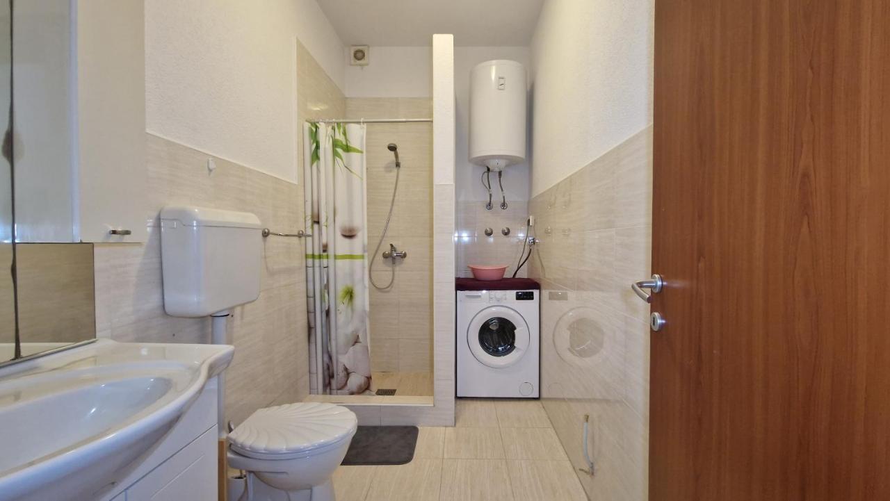 Apartments In Rijeka, Free Parking And Large Terrace, 15Min Drive From The Beach Dış mekan fotoğraf