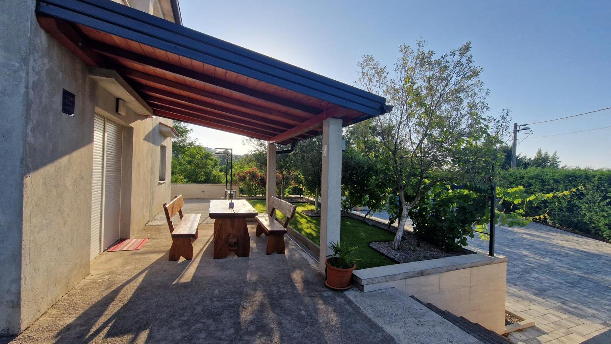 Apartments In Rijeka, Free Parking And Large Terrace, 15Min Drive From The Beach Dış mekan fotoğraf