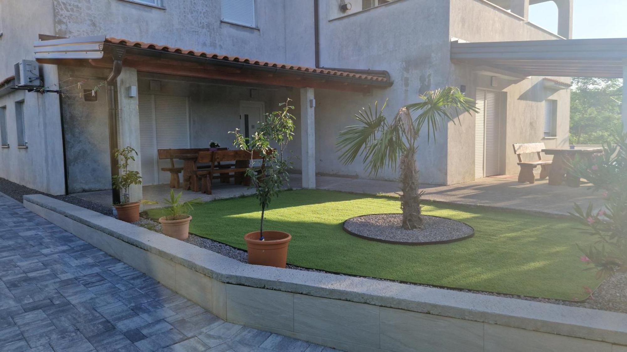 Apartments In Rijeka, Free Parking And Large Terrace, 15Min Drive From The Beach Dış mekan fotoğraf